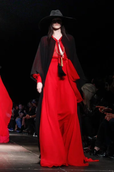 Look 63